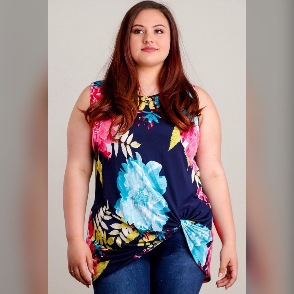 Plus Size Knot Tank Floral
